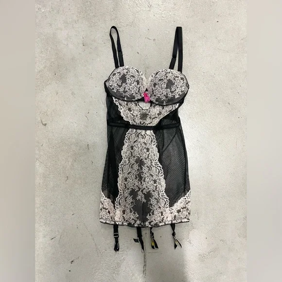 Y2K Victoria’s Secret Sexy Bustier Garter Slip Lace Mesh Lingerie Rhinestones - Picture 6 of 7